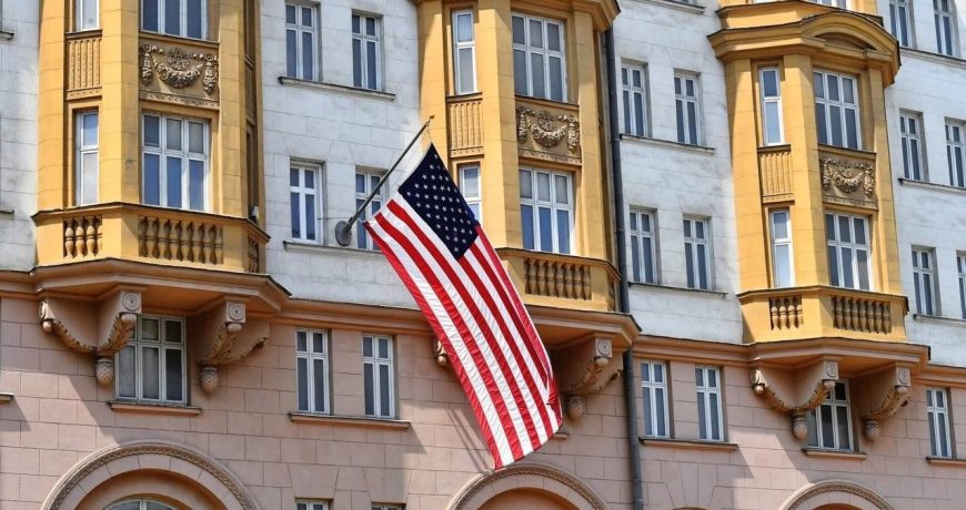 США возмущены высылкой американских дипломатов из России: что известно