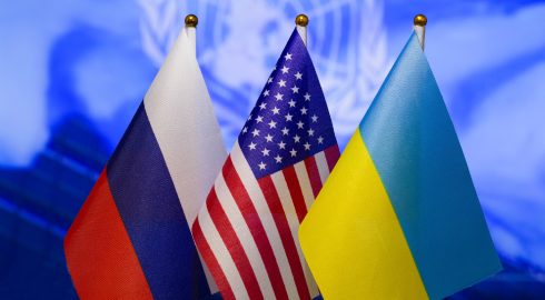 Шредер: США запретили Украине заключать мир с Россией