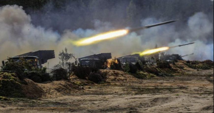 Чудовищной силы грохот у Донецка — идёт мощный бой у Авдеевки, армия России наносит невиданный по силе удар по объектам врага у столицы ДНР
