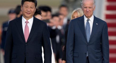 Байден готовится к «жёсткому разговору» с Си Цзиньпином: чего ожидать от встречи на АТЭС
