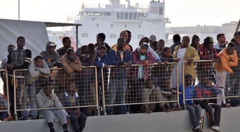 Европа столкнулась с обострением проблемы беженцев: как Запад сам создает себе трудности