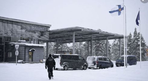 Финляндия закрывает границы с Россией: новые ограничения вызывают напряженность в отношениях