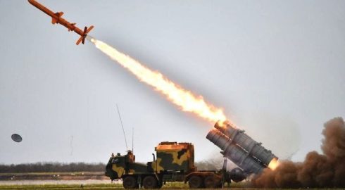 ПВО уничтожила украинскую ракету «Нептун» у побережья Крыма, а в акватории у Севастополя сообщили об уничтожении воздушной цели