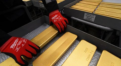 Золотой маневр: Швейцария обходит санкции, ввозя российское золото