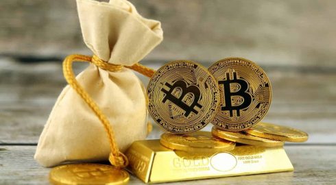 Подорожание биткоина и драгметалла: золото и криптовалюта взлетели в цене