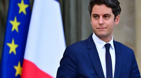Активный гей из партии Макрона стал самым молодым премьером Франции