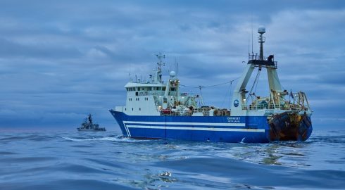 Закрывает Баренцево море: Россия лишит Великобританию права рыбачить в акватории