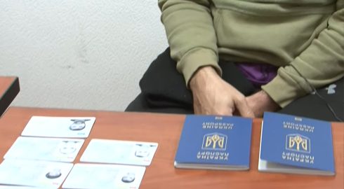 Раскрыта преступная группировка, изготавливающая фиктивные украинские паспорта в Азербайджане