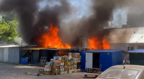 Трагедия на рынке в Донецке: восемнадцать человек погибли в результате обстрела ВСУ