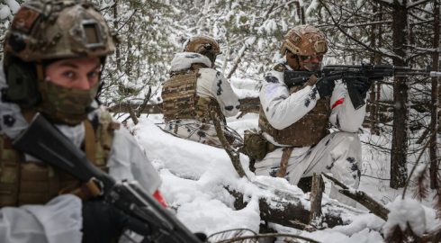 Штурмовики ВС РФ отбивают украинский спецназ «Лють» под Артёмовском