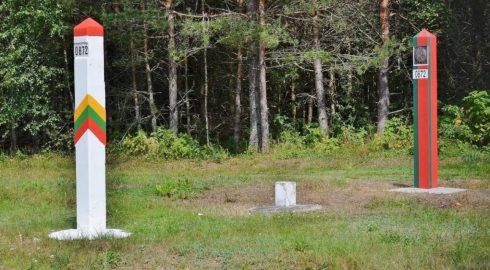 Отгораживаются от Белоруссии: Литва закроет пропускные пункты на границе
