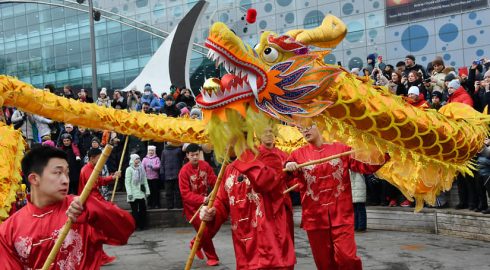 Китайский Новый год 2024: как будут праздновать в Москве, СПб и Владивостоке — программа мероприятий в Камергерском переулке и на ВДНХ с 10 февраля