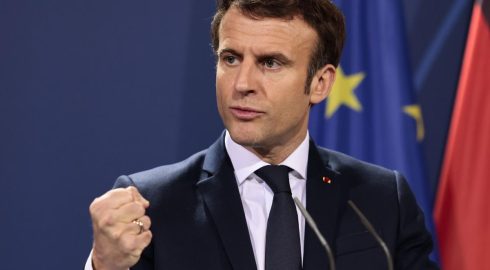 Финансовый кризис во Франции: угроза для Макрона и его правительства