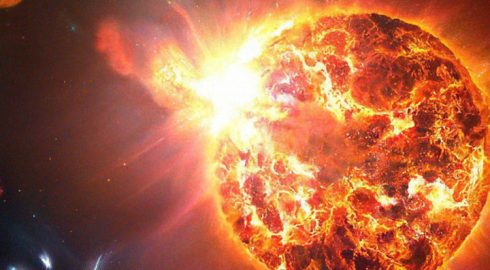 Довольно сильную вспышку на Солнце зафиксировали ученые