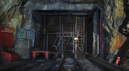 Ситуация на руднике «Пионер»: работы по спасению шахтеров продолжаются