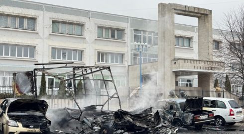 Атака ВСУ на Белгород и Самару: горит завод, автомобили, погибли мирные жители