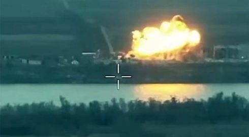 Как российские бомбы ФАБ-1500 превращают украинскую линию обороны в руины