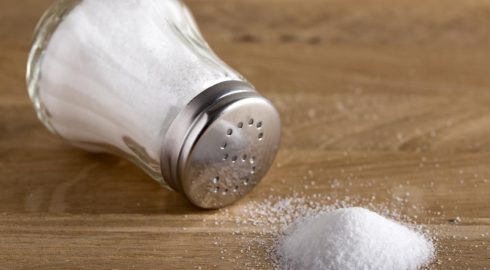 Соль для тела: какие проблемы решает прогревание?