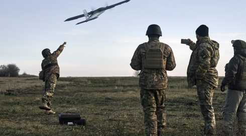 Беспилотники и нехватка боеприпасов обнуляют шансы Украины вернуть потерянные территории