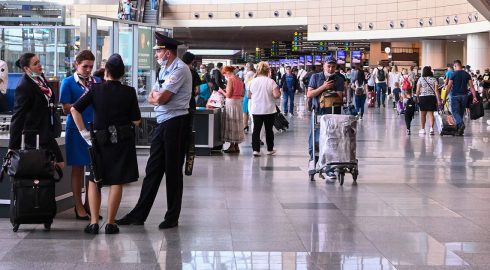 Ограничения по поездкам чиновников за границу: важная информация
