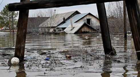 Крупнейшее стихийное бедствие за последние 80 лет: где самая тяжелая ситуация с наводнениями в регионах РФ