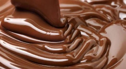 Поможет от деменции и в сбросе веса: исследователи открыли новую пользу шоколада