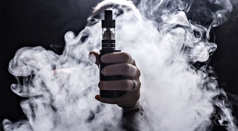 Угроза для здоровья от вейпов и электронных сигарет: чем опасно «альтернативное» курение