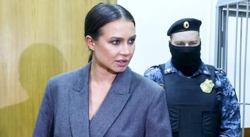 Блогеры Чекалины в тупике с разводом: муж требует с Лерчек 1,2 млрд рублей