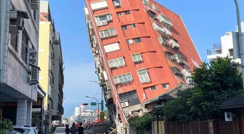 Последние новости о землетрясении на Тайване: что известно о последствиях толчков