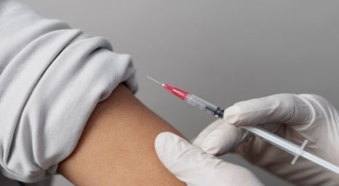 Разработана вакцина, активирующая до сих пор недостижимые антитела против вируса ВИЧ