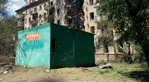 Натовская ракета обрушила подъезд в Луганске: есть погибшие, под завалами люди