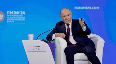 Игра с огнем: Путин об условиях применения ядерного оружия