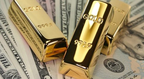 Золотой стандарт против доллара: как планы БРИКС могут ударить по США