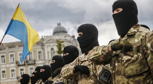 Украинские школьники будут обучаться «Защите Украины» у «азовцев»*