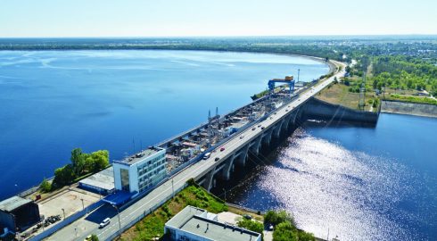 Настоящая катастрофа: повреждение Киевской ГЭС и возможные последствия