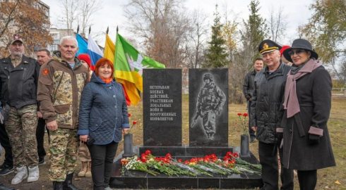 Скандал в Ульяновской области: что за памятник «солдату НАТО» установили в одном из поселков?