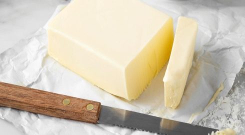 Вместо пастеризованных сливок – пальмовое масло: Роскачество назвало продукт, который только имеет название «сливочное масло»