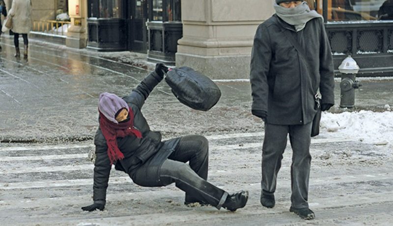 трюк с обувью в гололед