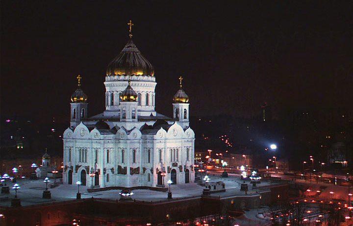 Богослужение в храме Христа Спасителя