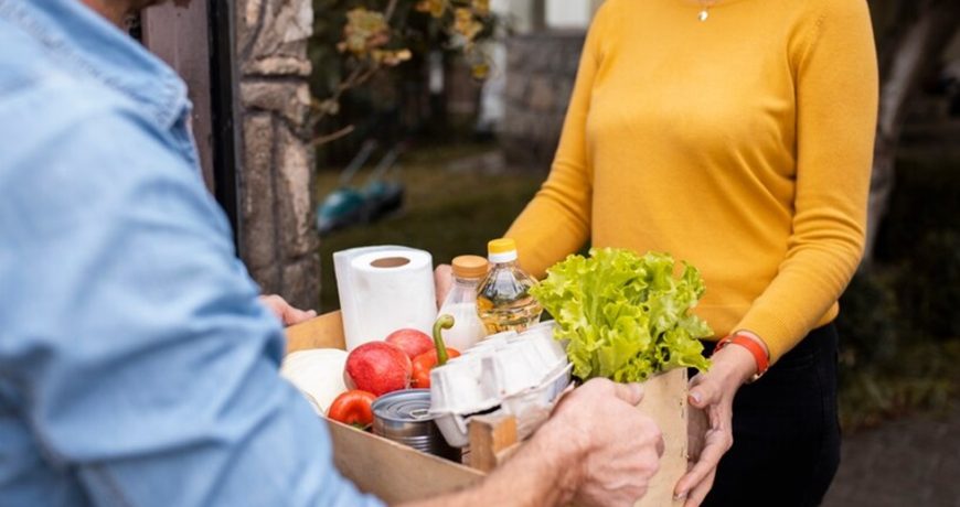 Госдума призвала раздавать продукты