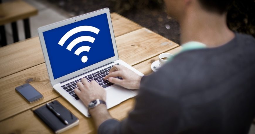 Чем опасен общественный Wi-Fi