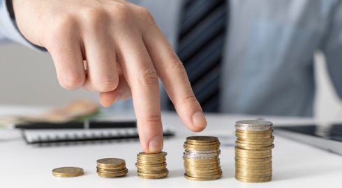 Зарплаты россиян вырастут в полтора раза к 2028 году: что стоит за оптимизмом Минэкономразвития