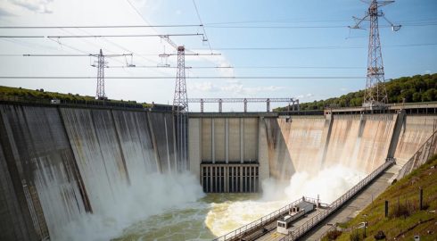 Астраханская область: противостояние графику сброса воды с Волжской ГЭС в условиях экстремального года