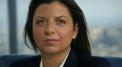 Заявления Оливера Стоуна о победе русских во Второй мировой войне восхитили Симоньян