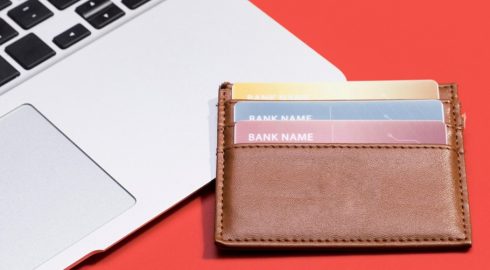 До 100 000 рублей без открытия счета – новые лимиты на денежные переводы вводят с 30 мая