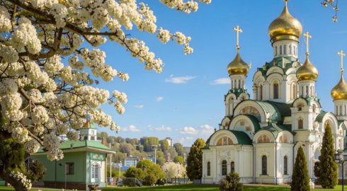 Смысл церковного праздника 4 мая: что нельзя делать, и какие народные приметы сопровождают этот день