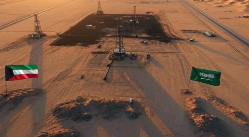 Кувейт с Саудовской Аравией сообщили об открытии нового месторождения нефти