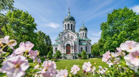 Троица — праздник живого дыхания веры: что нужно знать о Пятидесятнице 8 июня 2025 года