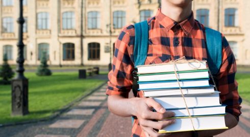 Цены на обучение в вузах в 2025 году выросли – сколько стоит получение профессии