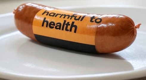 Доктор Мясников призывает к маркировке колбасы: «вредно для здоровья» — шаг к осознанному питанию